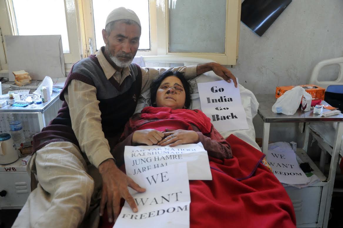 Pellet victims stage silent protest at SMHS